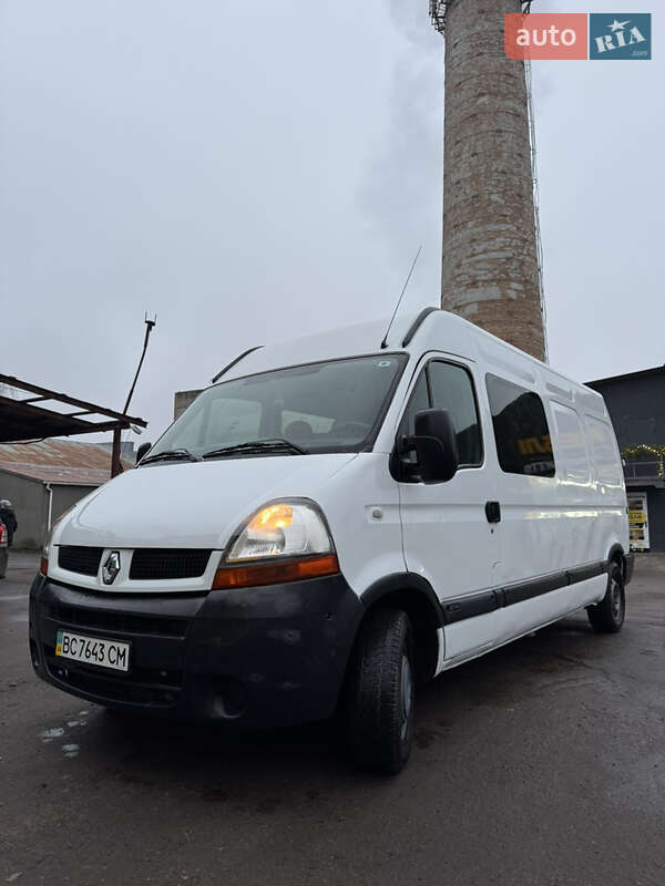 Легкові Renault Master