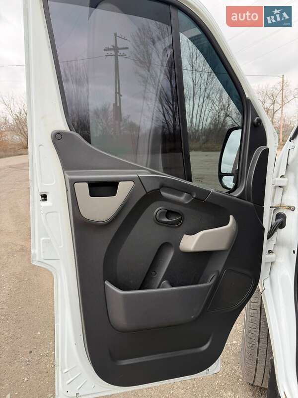 Евакуатор Renault Master 2016 в Харкові фото 13 Евакуатор Renault Master 2016 в Харкові