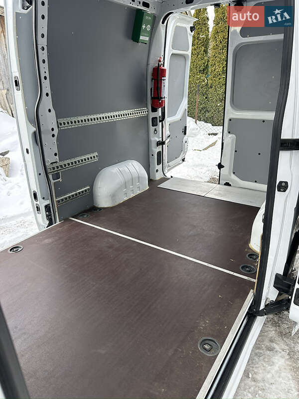 Грузовой фургон Renault Master 2021 в Львове