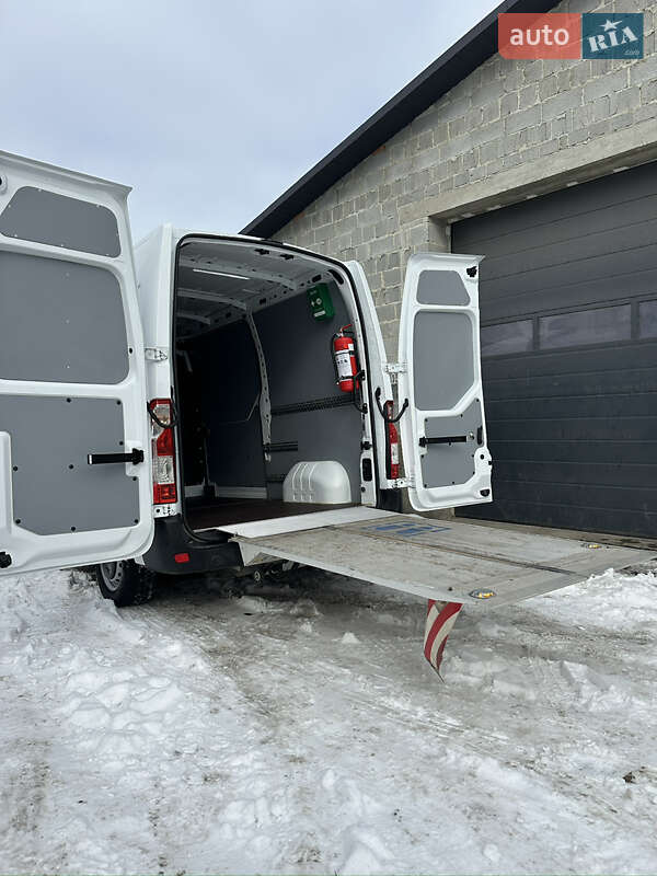 Грузовой фургон Renault Master 2021 в Львове