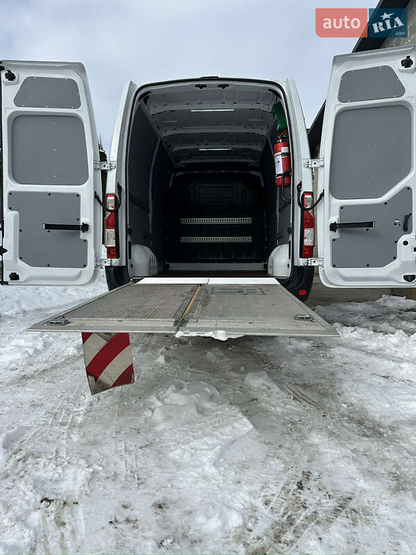 Грузовой фургон Renault Master 2021 в Львове