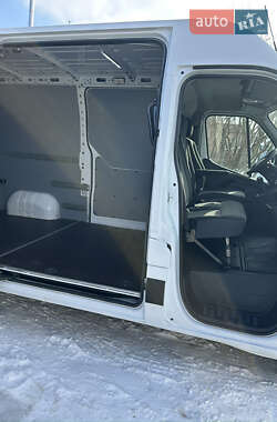 Грузовой фургон Renault Master 2021 в Львове