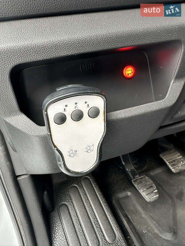 Грузовой фургон Renault Master 2021 в Львове