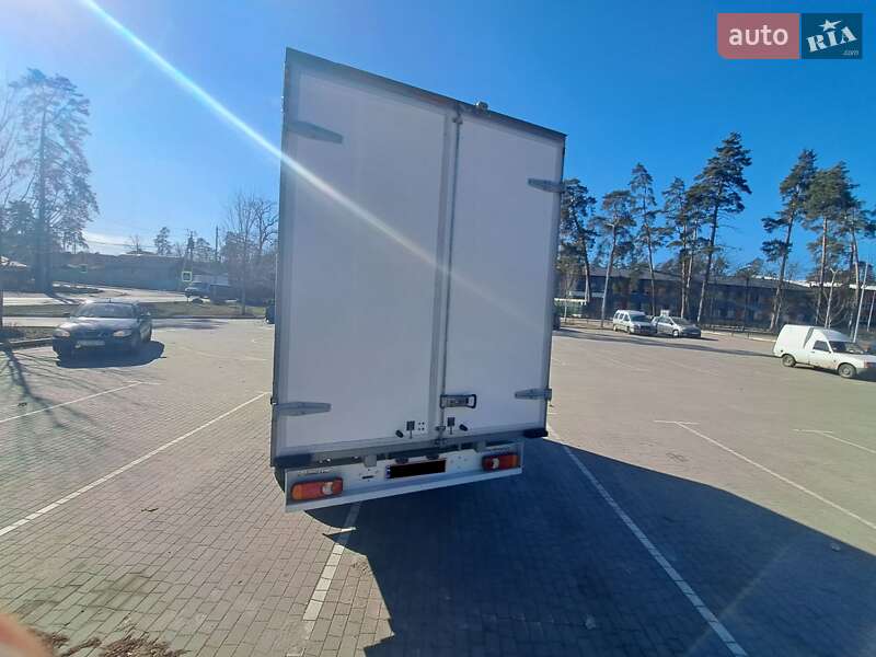 Грузовой фургон Renault Master 2022 в Киеве