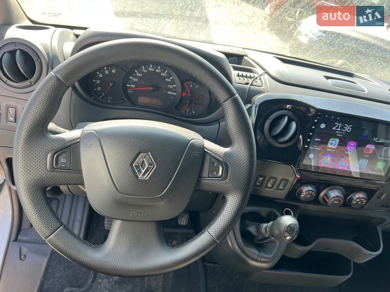 Эвакуатор Renault Master 2019 в Львове
