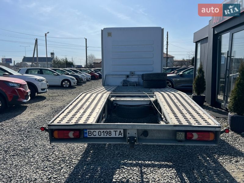 Эвакуатор Renault Master 2019 в Львове