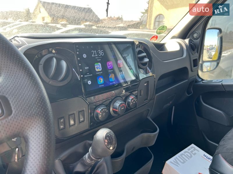 Эвакуатор Renault Master 2019 в Львове