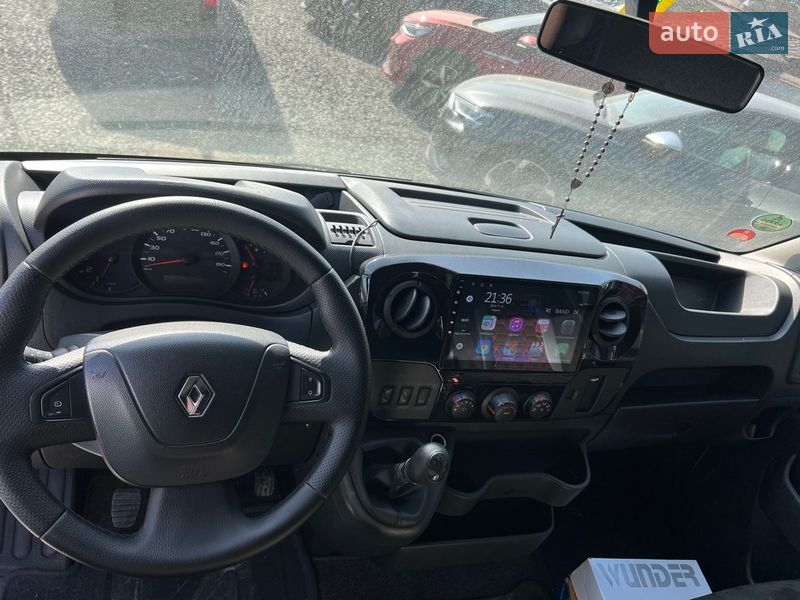 Эвакуатор Renault Master 2019 в Львове