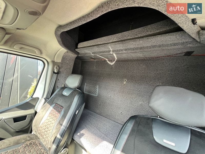 Эвакуатор Renault Master 2019 в Львове
