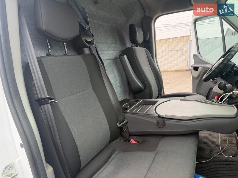 Грузовой фургон Renault Master 2018 в Киеве фото 13 Грузовой фургон Renault Master 2018 в Киеве