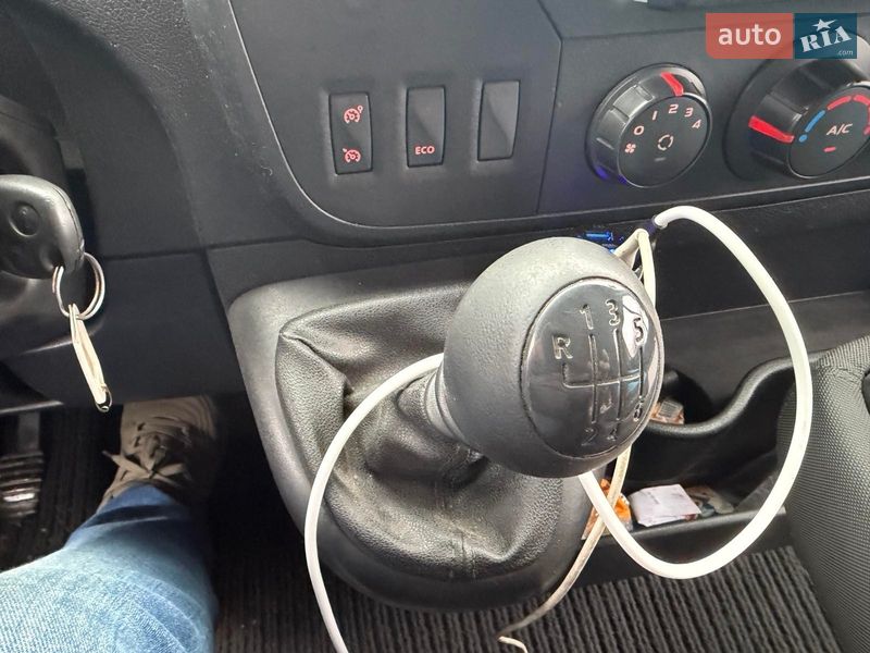 Грузовой фургон Renault Master 2018 в Киеве фото 16 Грузовой фургон Renault Master 2018 в Киеве