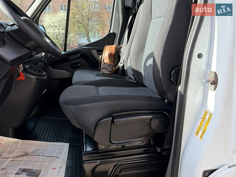 Тентований Renault Master 2018 в Дубні