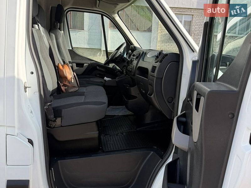 Тентований Renault Master 2018 в Дубні