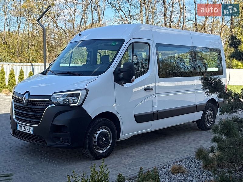 Универсал Renault Master