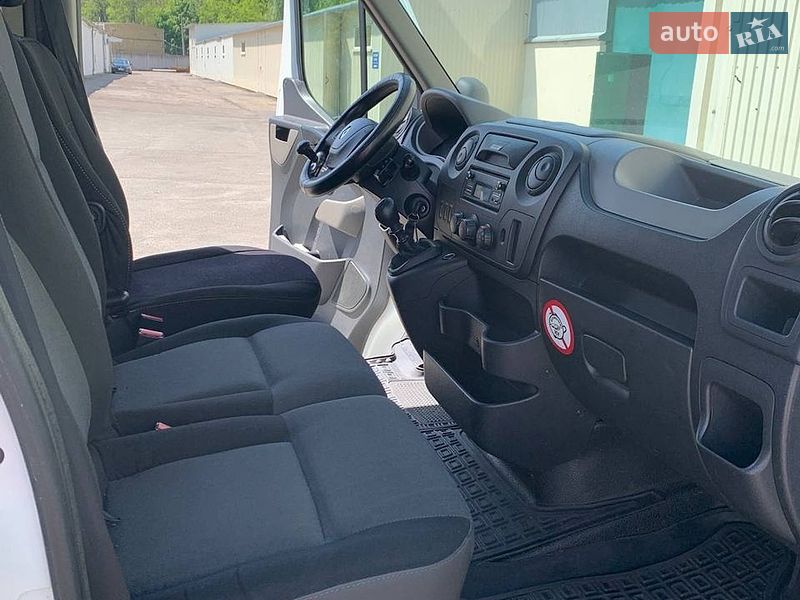 Вантажний фургон Renault Master 2015 в Києві фото 3 Вантажний фургон Renault Master 2015 в Києві