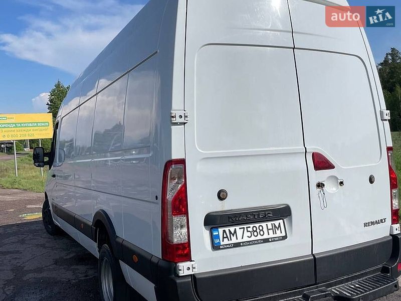 Грузовой фургон Renault Master 2017 в Олевске