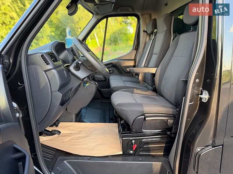 Грузовой фургон Renault Master 2020 в Дубно