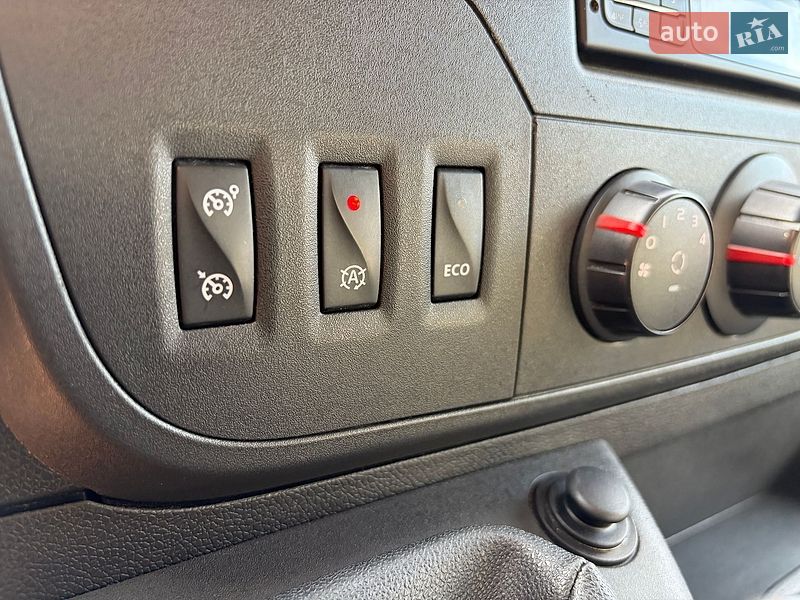 Вантажний фургон Renault Master 2018 в Луцьку