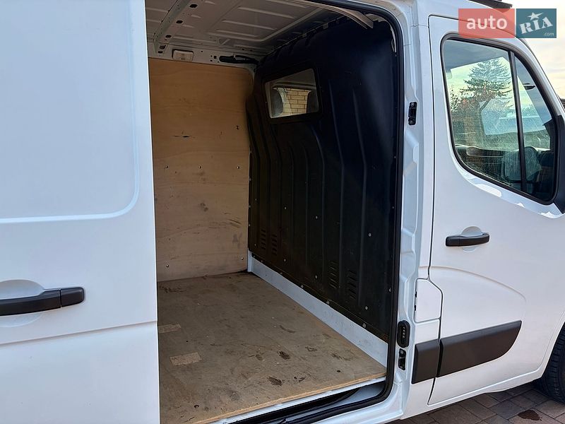 Вантажний фургон Renault Master 2018 в Луцьку