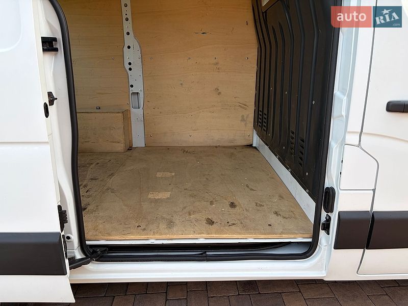 Вантажний фургон Renault Master 2018 в Луцьку