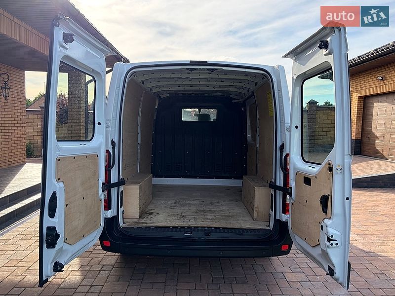 Вантажний фургон Renault Master 2018 в Луцьку
