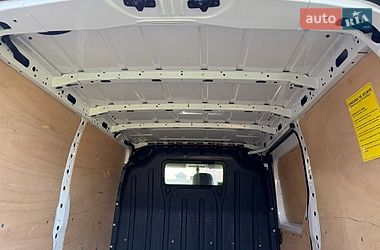 Вантажний фургон Renault Master 2018 в Луцьку