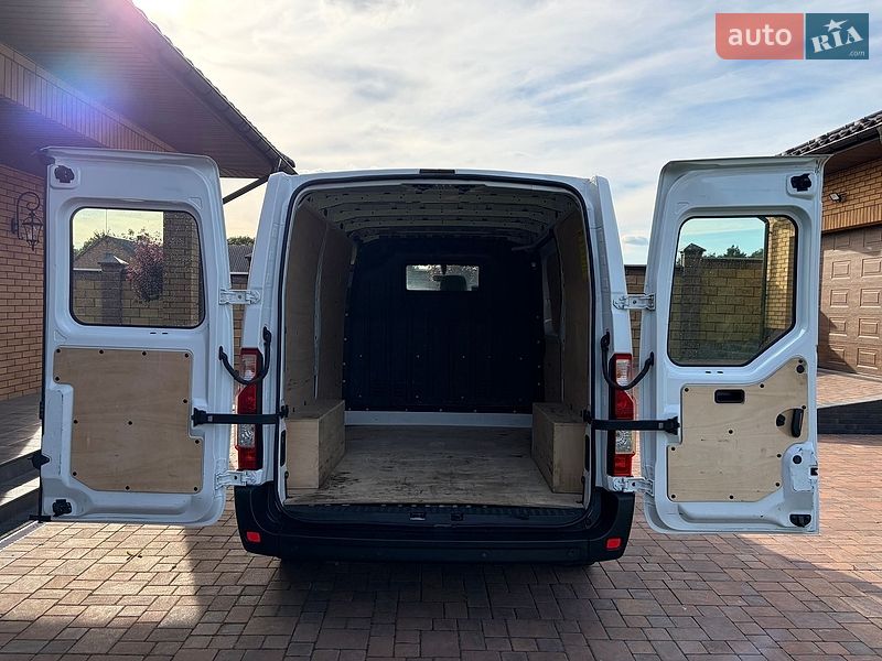 Вантажний фургон Renault Master 2018 в Луцьку
