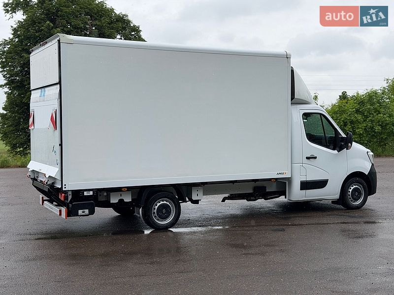 Грузовой фургон Renault Master 2019 в Дубно