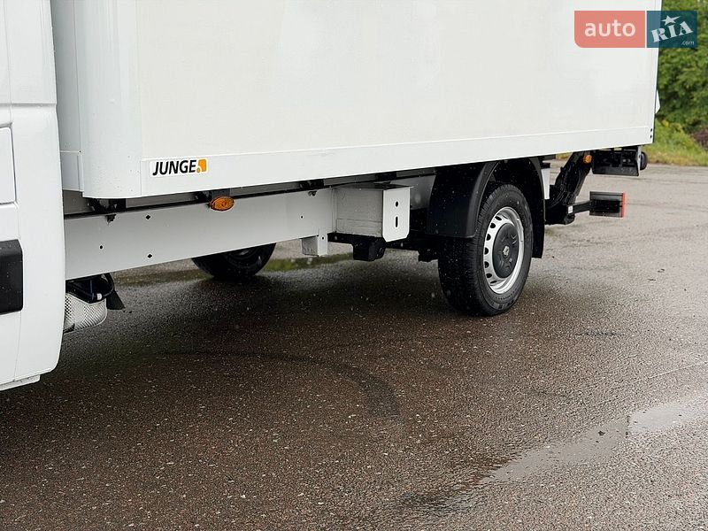 Грузовой фургон Renault Master 2019 в Дубно