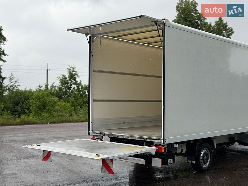 Грузовой фургон Renault Master 2019 в Дубно