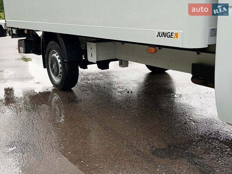 Грузовой фургон Renault Master 2019 в Дубно
