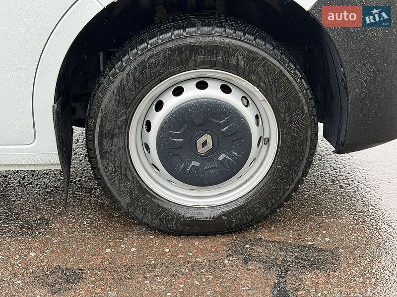 Грузовой фургон Renault Master 2019 в Дубно