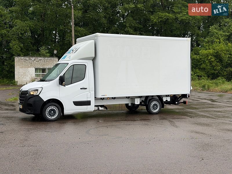 Грузовой фургон Renault Master 2019 в Дубно