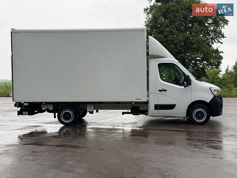 Грузовой фургон Renault Master 2019 в Дубно