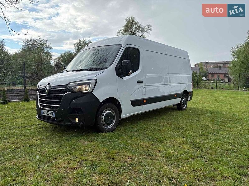 Вантажний фургон Renault Master 2022 в Радивиліві