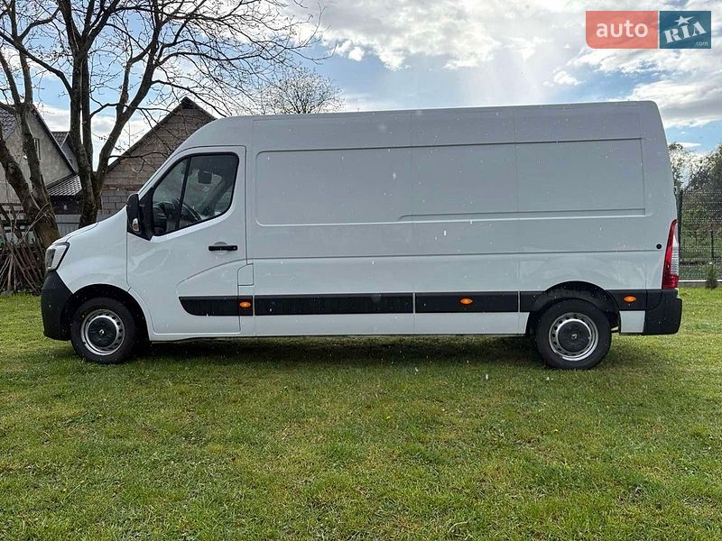 Вантажний фургон Renault Master 2022 в Радивиліві