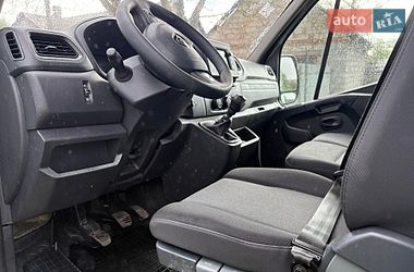 Вантажний фургон Renault Master 2022 в Радивиліві