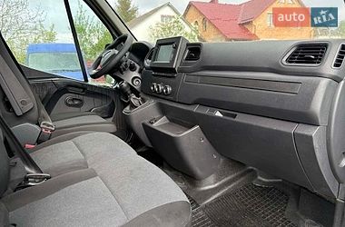 Вантажний фургон Renault Master 2022 в Радивиліві