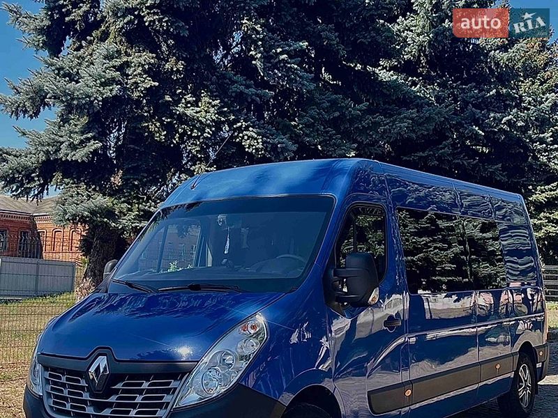 Универсал Renault Master