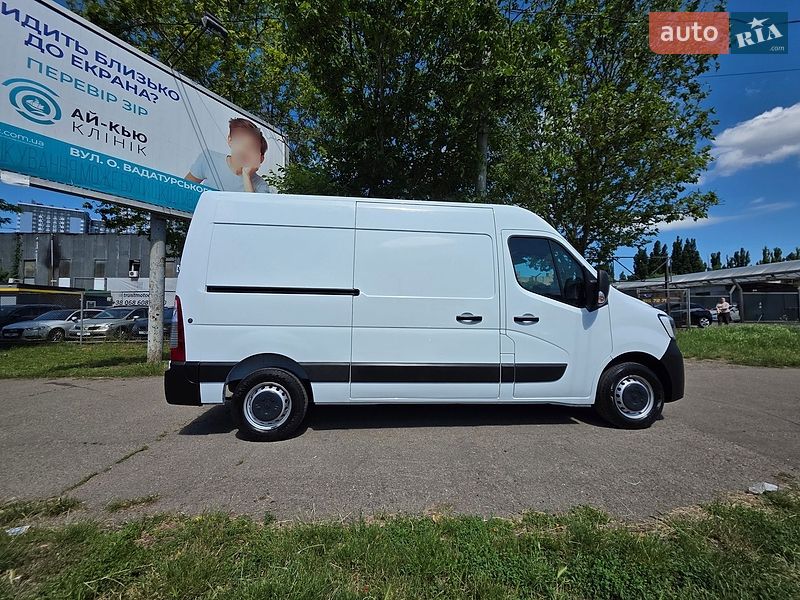 Вантажний фургон Renault Master 2021 в Одесі