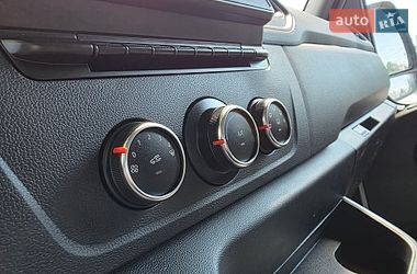 Вантажний фургон Renault Master 2021 в Одесі