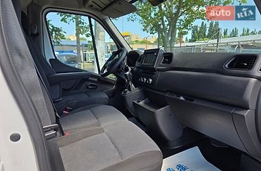 Вантажний фургон Renault Master 2021 в Одесі