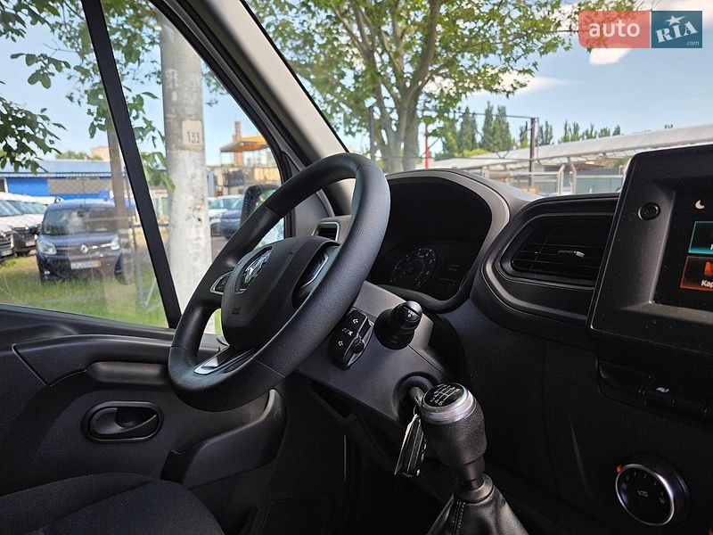 Вантажний фургон Renault Master 2021 в Одесі