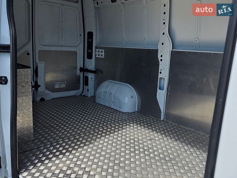 Вантажний фургон Renault Master 2021 в Одесі