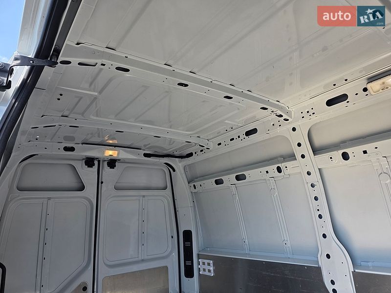 Вантажний фургон Renault Master 2021 в Одесі