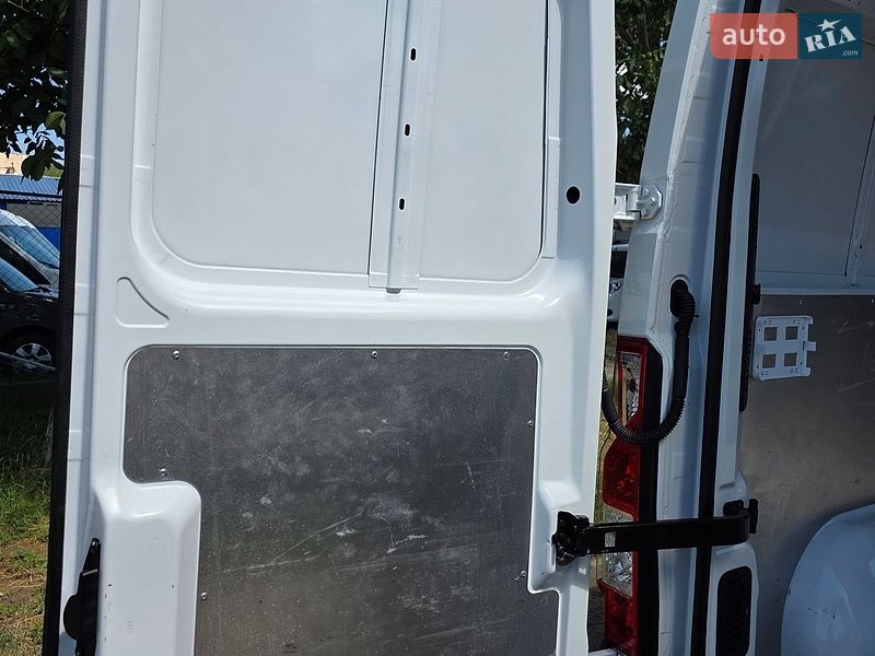 Вантажний фургон Renault Master 2021 в Одесі