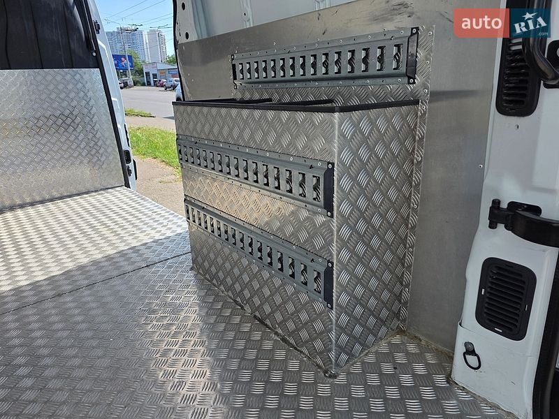 Вантажний фургон Renault Master 2021 в Одесі