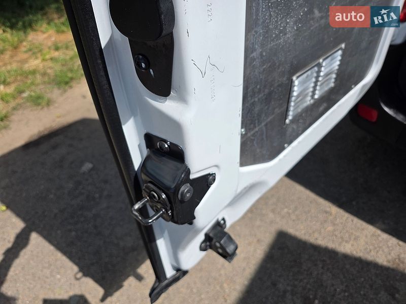 Вантажний фургон Renault Master 2021 в Одесі