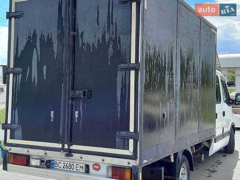 Вантажопасажирський фургон Renault Master 2000 в Радехові