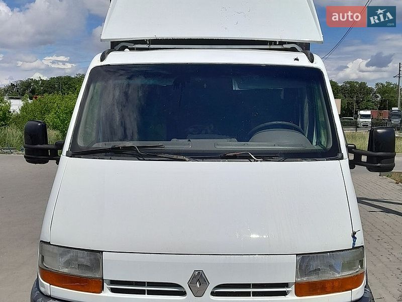 Вантажопасажирський фургон Renault Master 2000 в Радехові